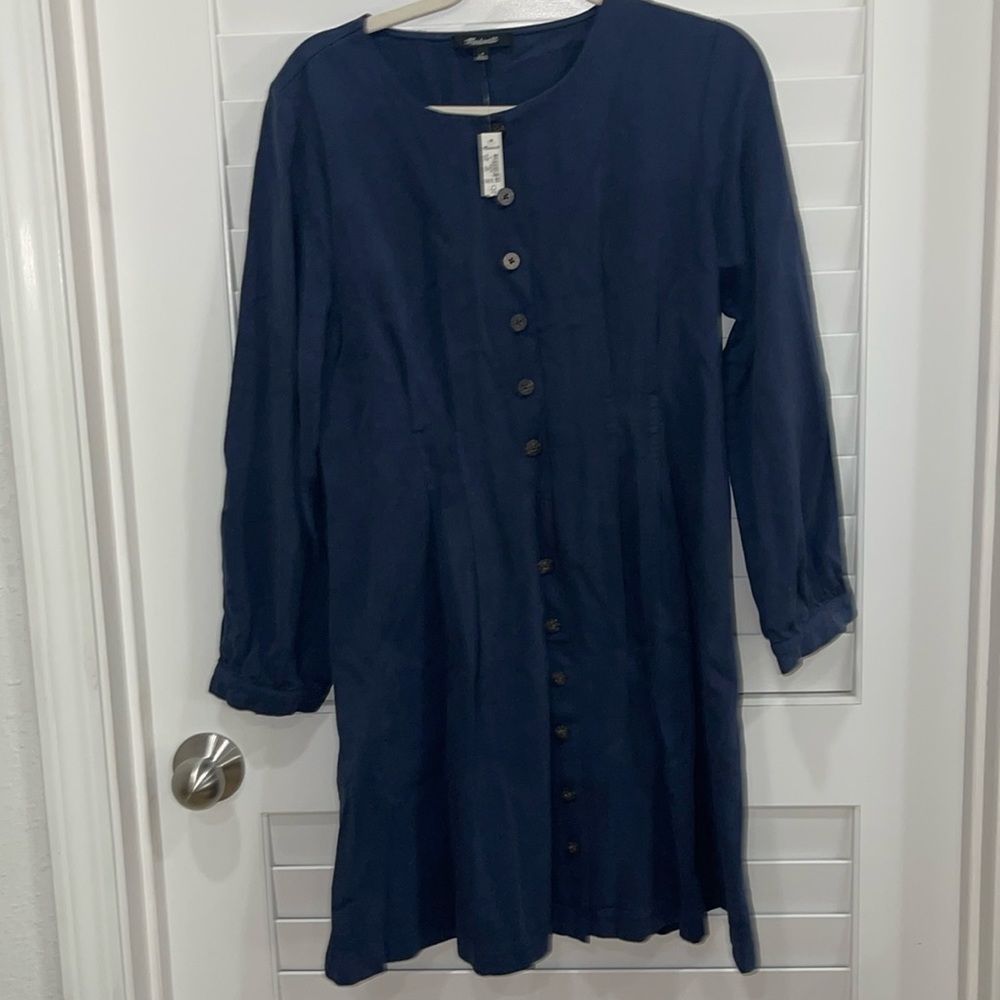 Madewell short dress button front with pleats at waist. Long sleeve. NWT navy